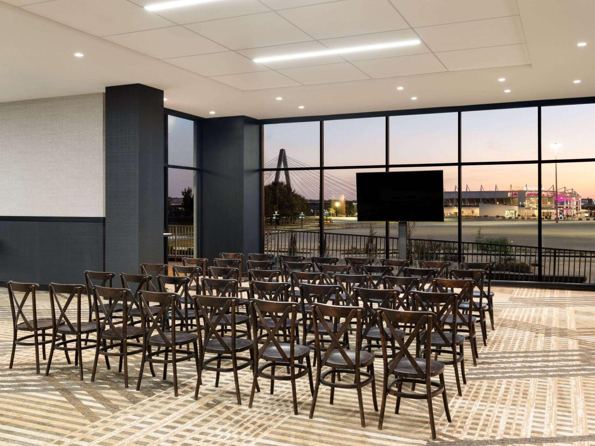 Origin Kansas City Riverfront, A Wyndham Hotel エクステリア 写真