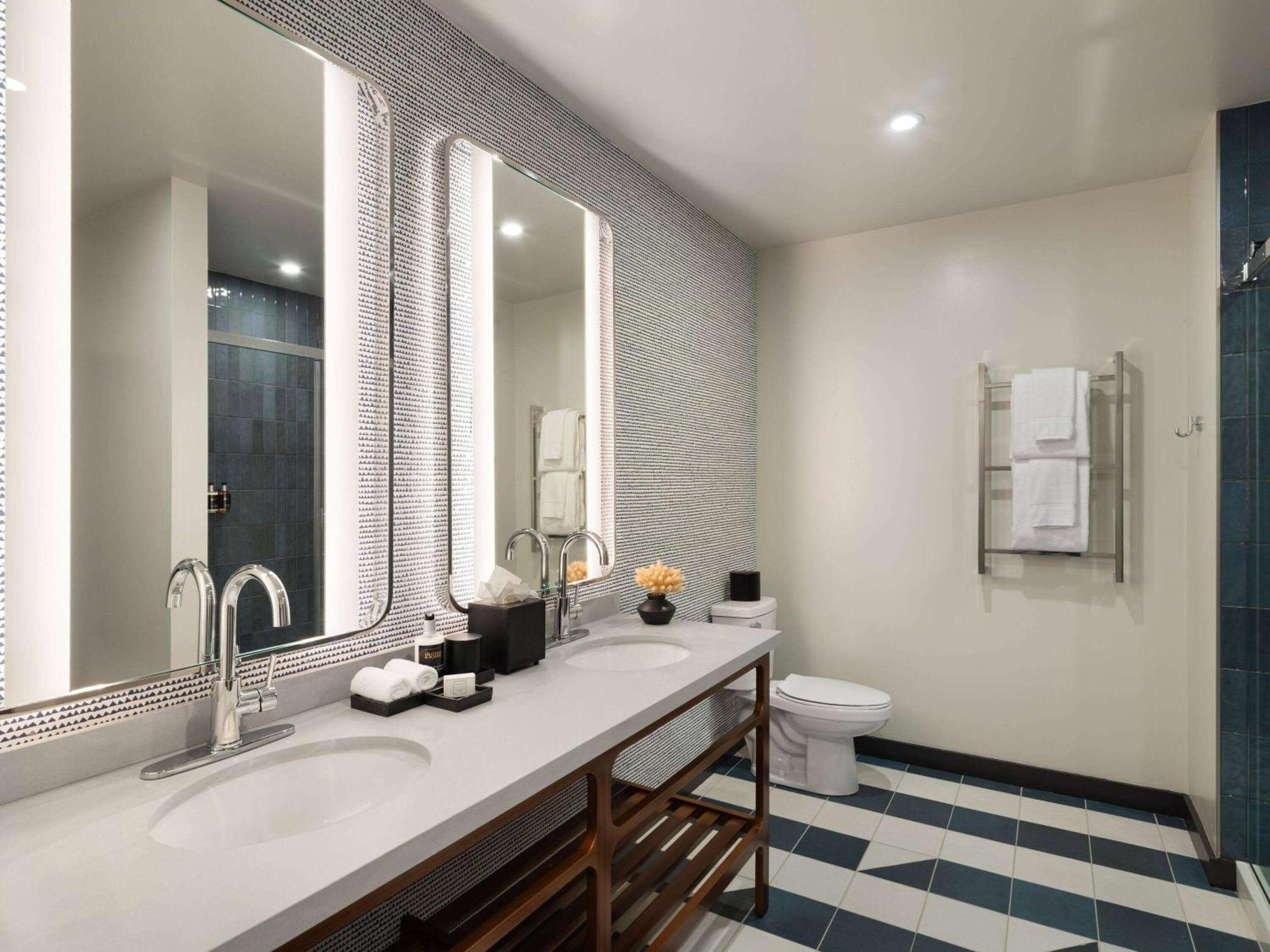Origin Kansas City Riverfront, A Wyndham Hotel エクステリア 写真